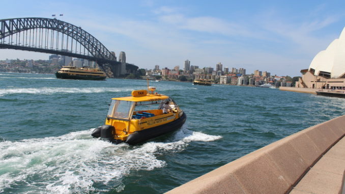 Sydney Circular Quay - Taxi zu Wasser