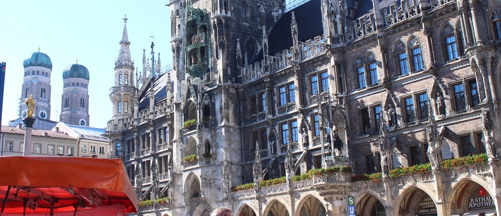 Marienplatz mit dem Neuen Rathaus