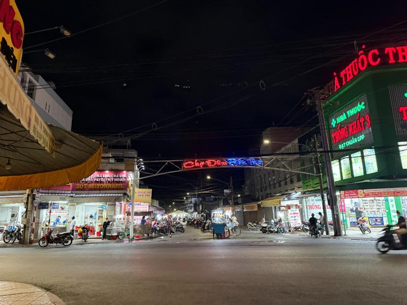 cho dem ben tre