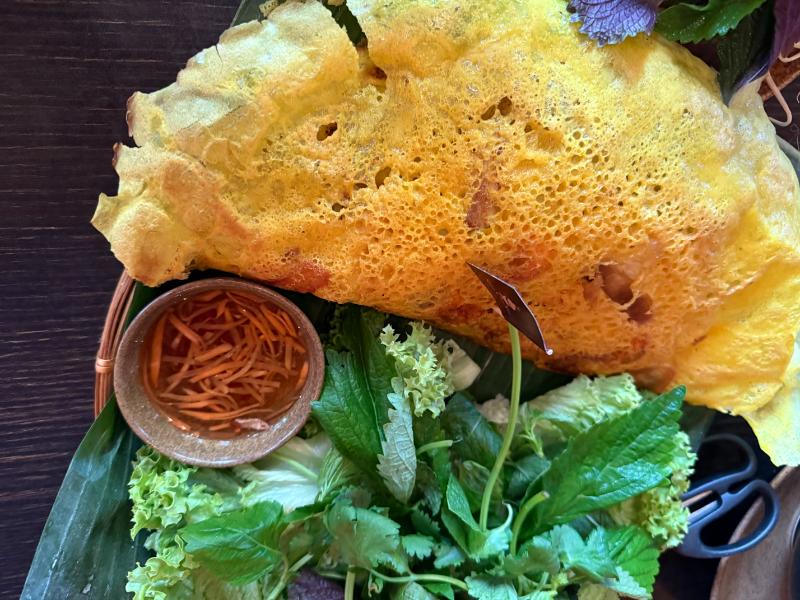 Saigon Com Nieu