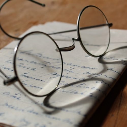 Die Geschichte der Brille zeigt, was findige Handwerkskunst alles hervorbringen kann und wie es den Menschen hilft.